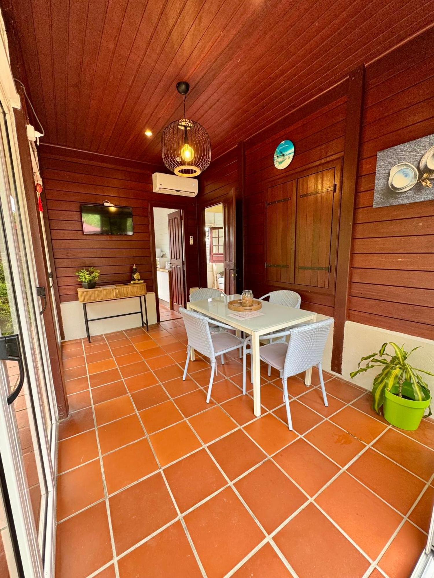 Le Gaspardo , 2 Chambres Climatisees , A 2 Mins A Pied De La Plage , Wifi , Jardin Clos, Parking ,Sans Vis-A-Vis 勒卡尔贝 外观 照片